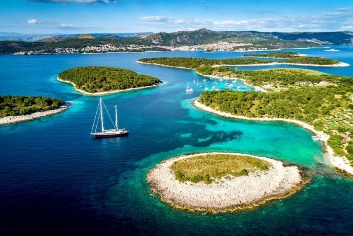 36 Pulau Terbaik di Eropa untuk Dikunjungi Musim Panas Ini 