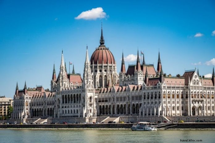 Precio de las entradas para el parlamento húngaro:todo lo que necesitas saber 