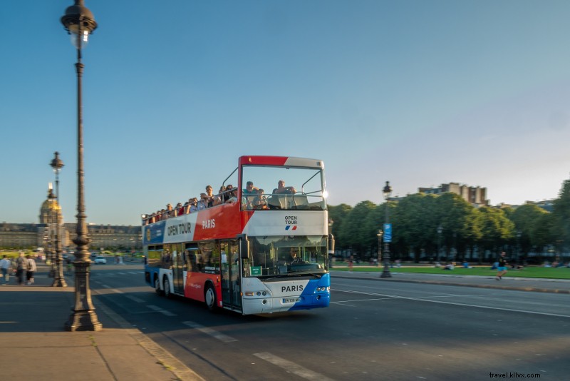 Passeios de ônibus hop on hop off em Paris - qual é o melhor? 