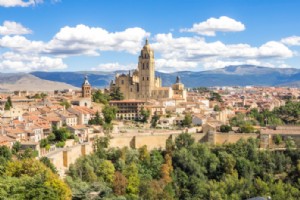 19 viagens de um dia legais e incomuns saindo de Madri 