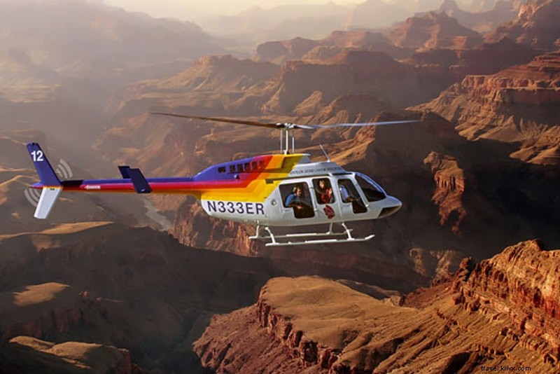 Compare os melhores passeios de helicóptero em Las Vegas 