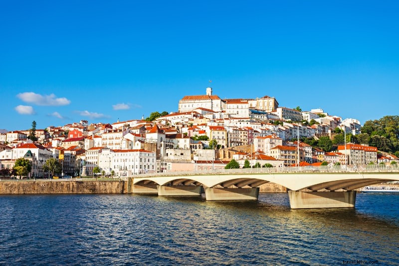 19 Perjalanan Sehari Terbaik dari Lisbon (dengan Peta berdasarkan Wilayah) 