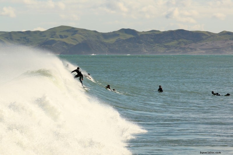 27 pontos imperdíveis de surfe ao redor do mundo 