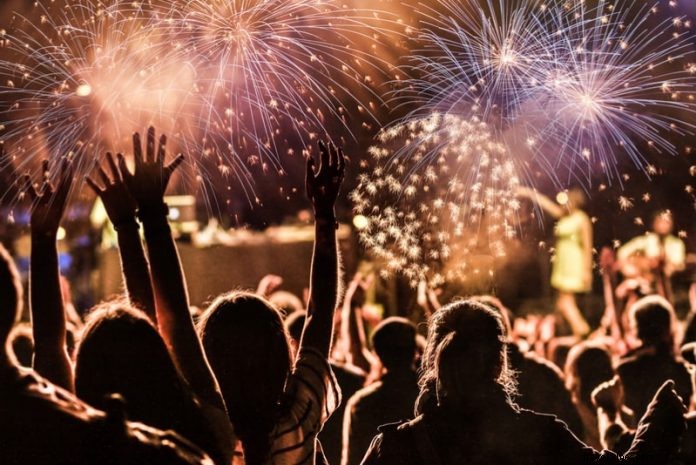7 impresionantes exhibiciones de fuegos artificiales de Año Nuevo de todo el mundo 