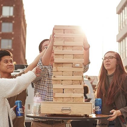 Tudo o que você precisa saber sobre os fins de semana da primeira sexta-feira em West Bottoms 