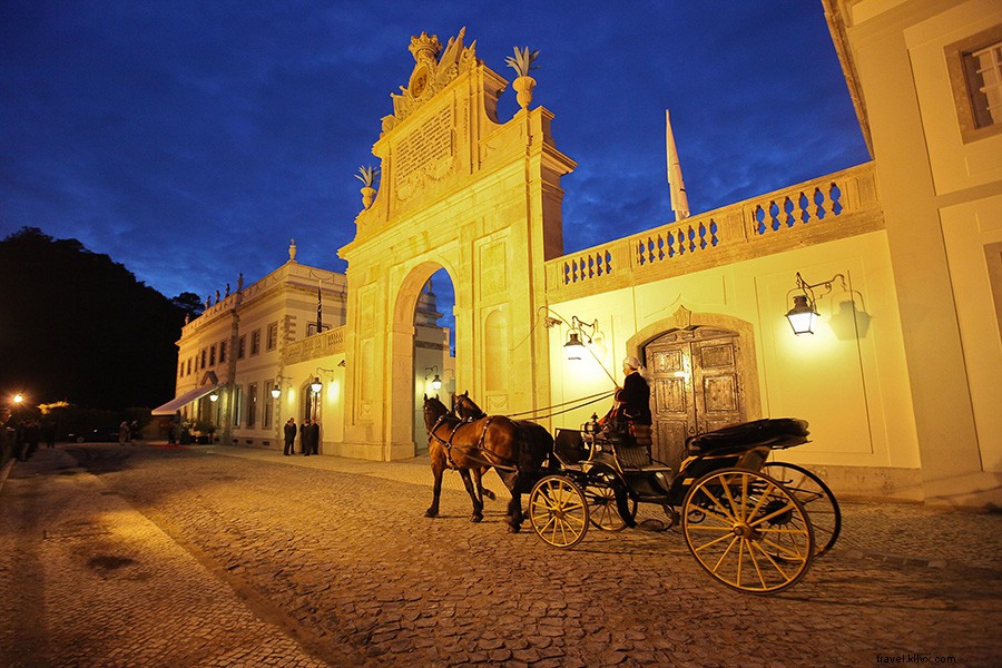 Fuggi da Lisbona al Fairy-Tale Palace Hotel di Sintras 
