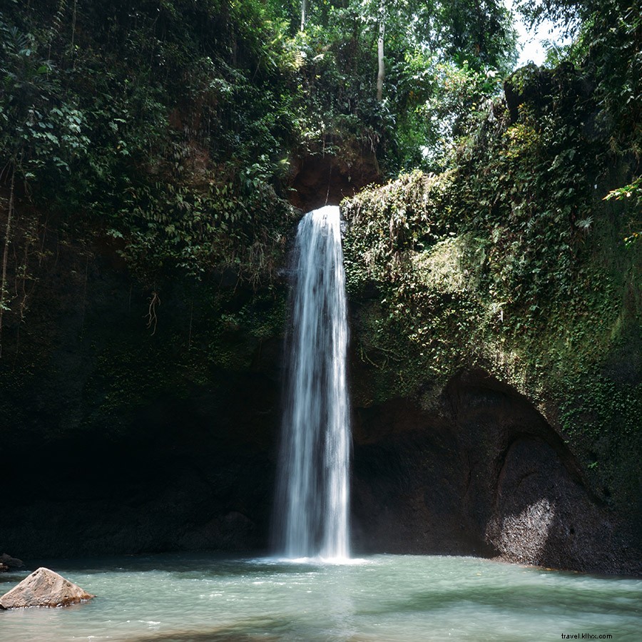 Bali :l eau ! La nature! Les personnes! 
