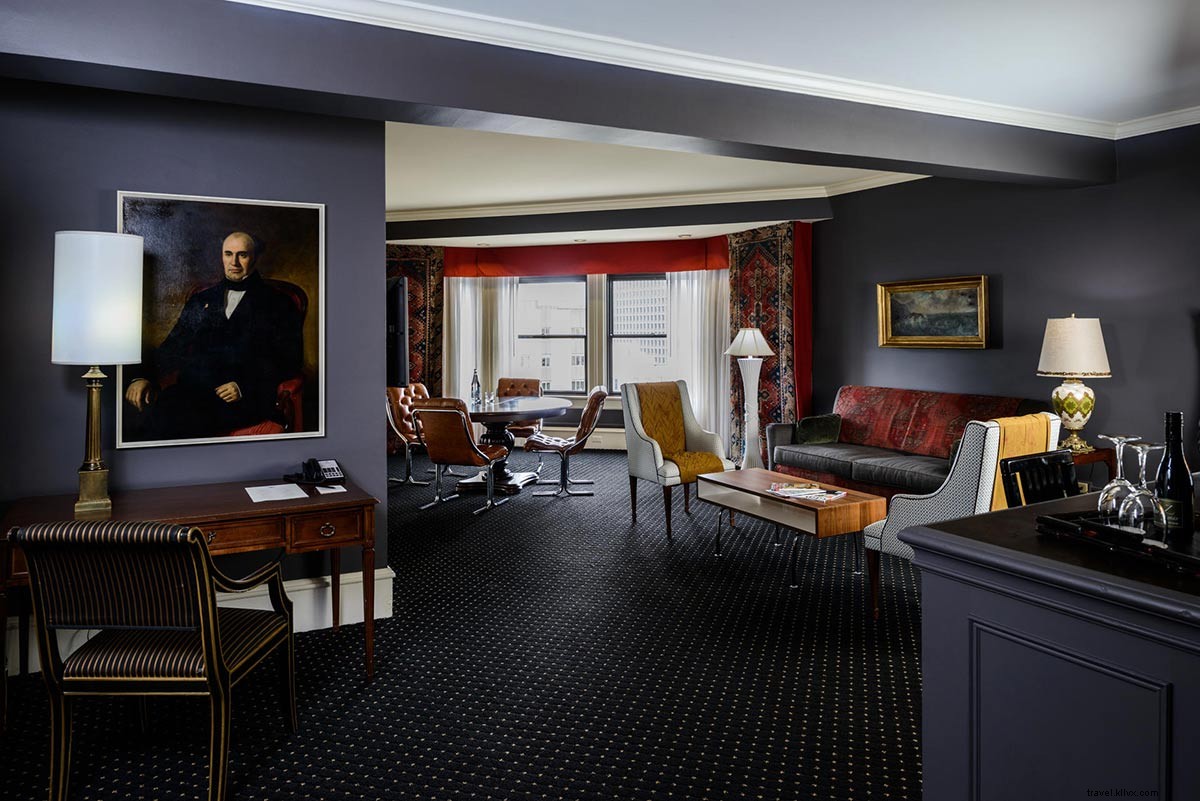 A Seattle, un sontuoso hotel del nuovo mondo con ornamenti del vecchio mondo 