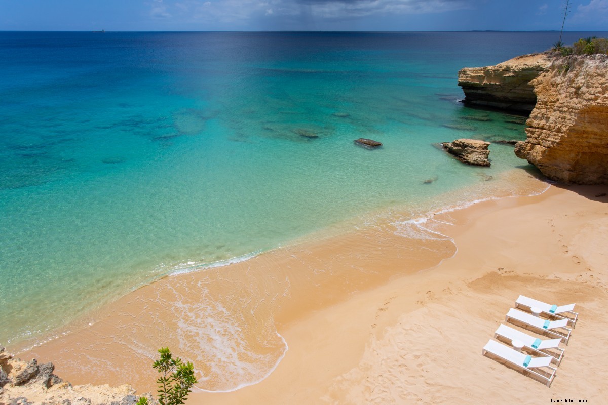 Esta villa à beira-mar em Anguilla tem uma enseada privativa e seu nome está escrito nela 
