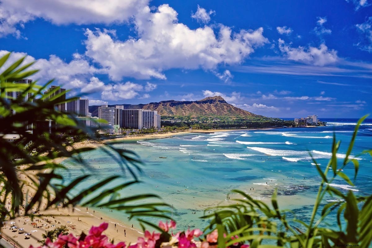 Aloha Terjangkau di Ambassador Hotel Waikiki di Oahu 