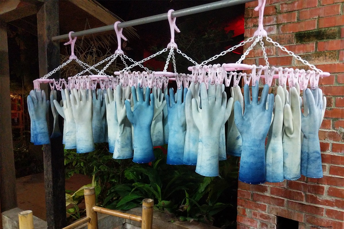 台湾の藍染めワークショップでスパークリングジョイ 