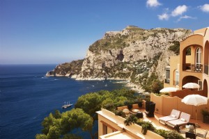 Di Vila Tersembunyi di Capri ini, Anda Akan Memiliki Pemandangan Laut Untuk Diri Sendiri 