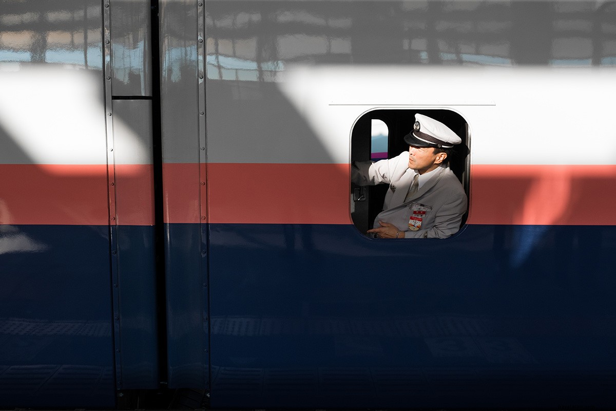 Como acelerar pelo Japão no trem-bala 