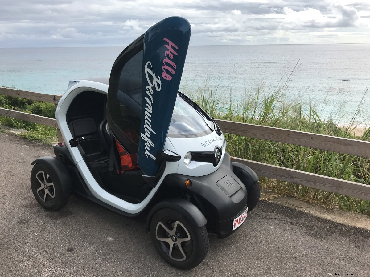 Nas Bermudas, Sair da scooter e entrar em um Twizy? 