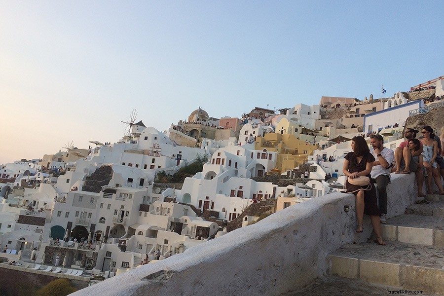 Si c est la romance que vous recherchez, Essayez ce refuge au bord de la falaise à Santorin 