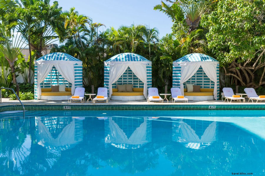 Vous pouvez apporter votre flotteur de cygne gonflable à cet hôtel de Miami Beach 
