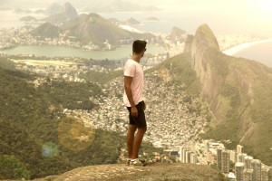VIDEO:Las montañas y los barrios marginales de Río de Janeiro 