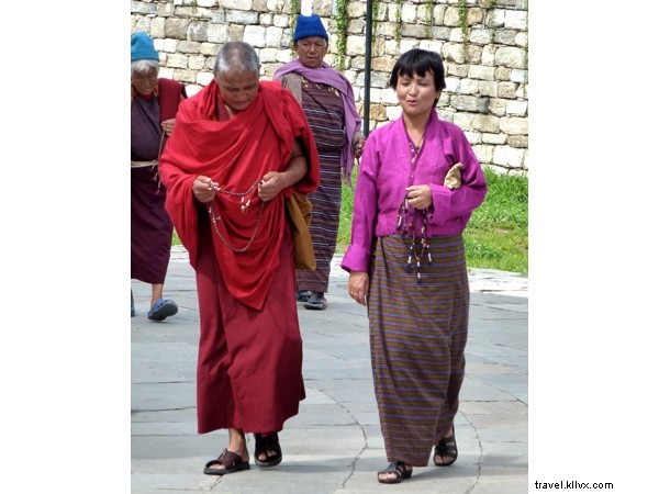 Balls Out:Aventuras en Bután 