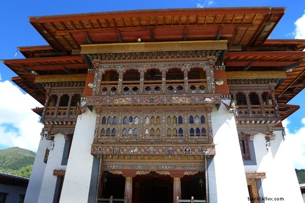 Balls Out:avventure in Bhutan 