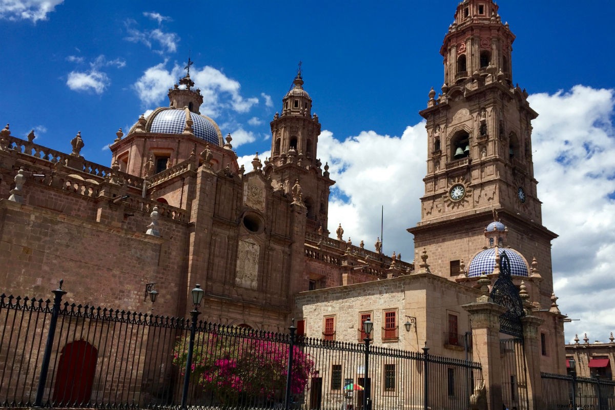 Sebuah Ajaib, Pertengahan, Perjalanan Meksiko 