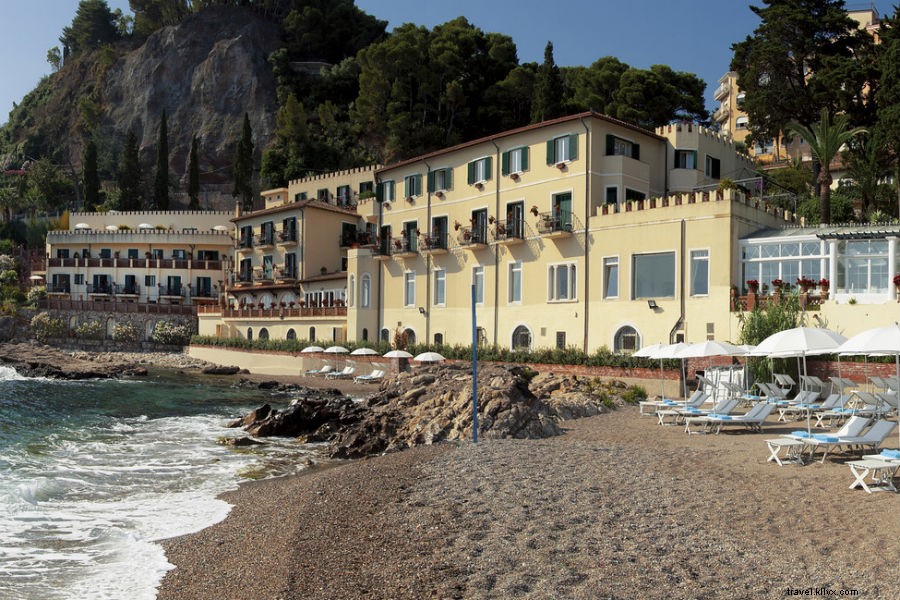 Zona Keluar di Pantai di Sisilia di Belmond Villa SantAndrea 