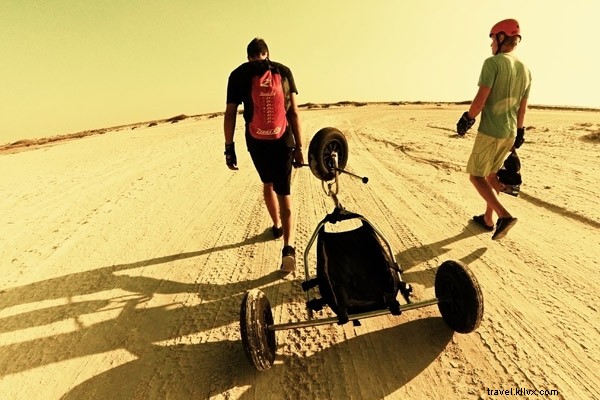 VIDÉO :Puis je suis allé en Tunisie pour faire du kitesurf 