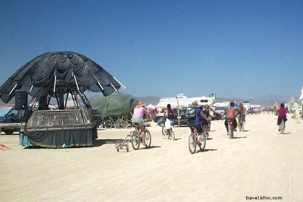 Les voleurs ne sont que des gens sympas drogués à Burning Man 
