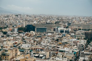 Vista aérea del paisaje urbano con edificios blancos Foto 