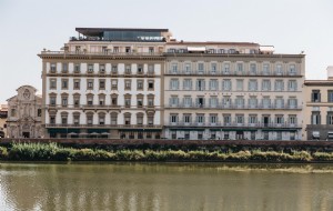Deux hôtels sur la rivière Photo 