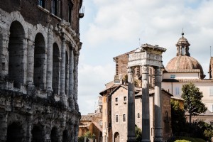 Foto de arcos y columnas rústicas Foto 
