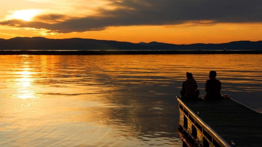 10 Danau New England Terbaik untuk Kesenangan Musim Panas 