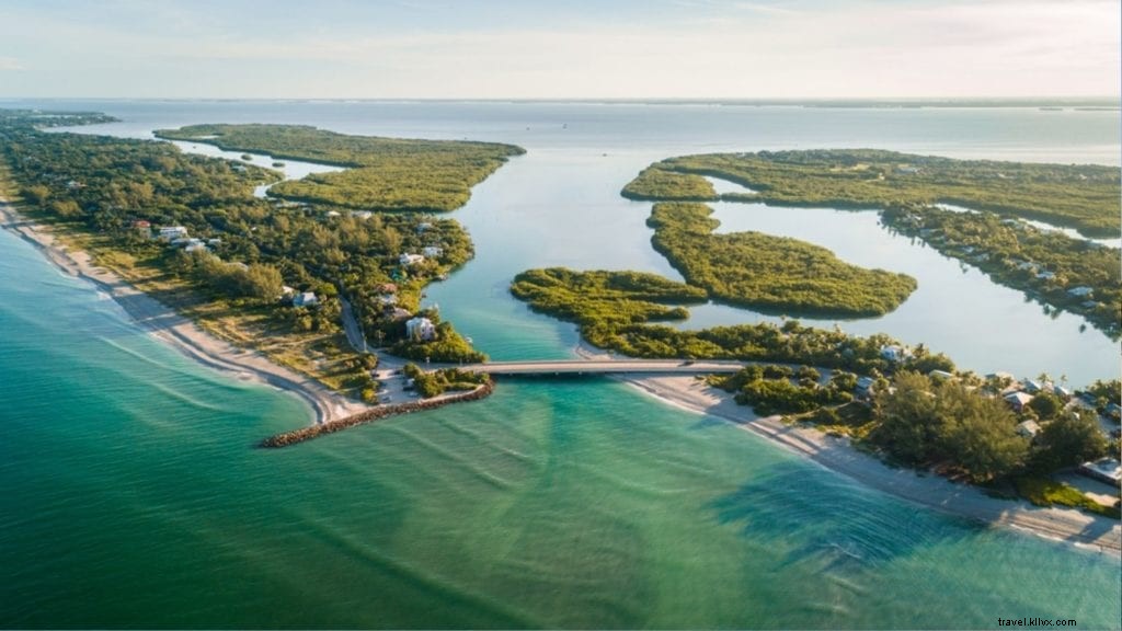 5 Kota Pantai Florida Terbaik (Ditambah Tempat Menginap dan Makan) 