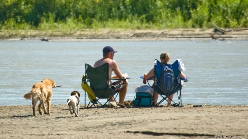 ネブラスカのサーフを体験してください。 砂と太陽 