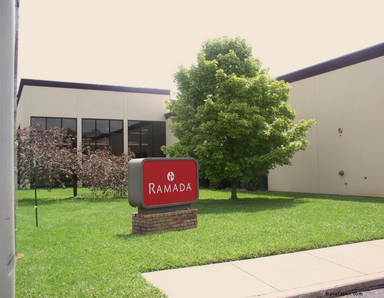 Ramada oleh Wyndham (Owensboro) 