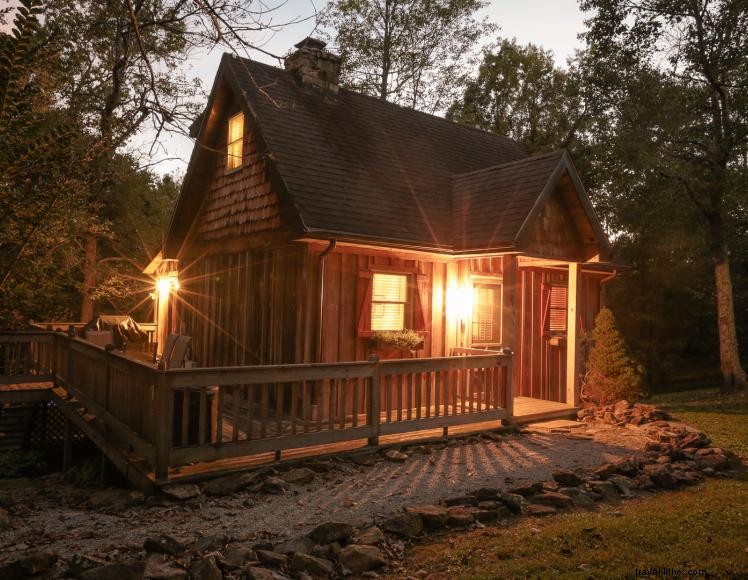 Whispering Woods Cottage 