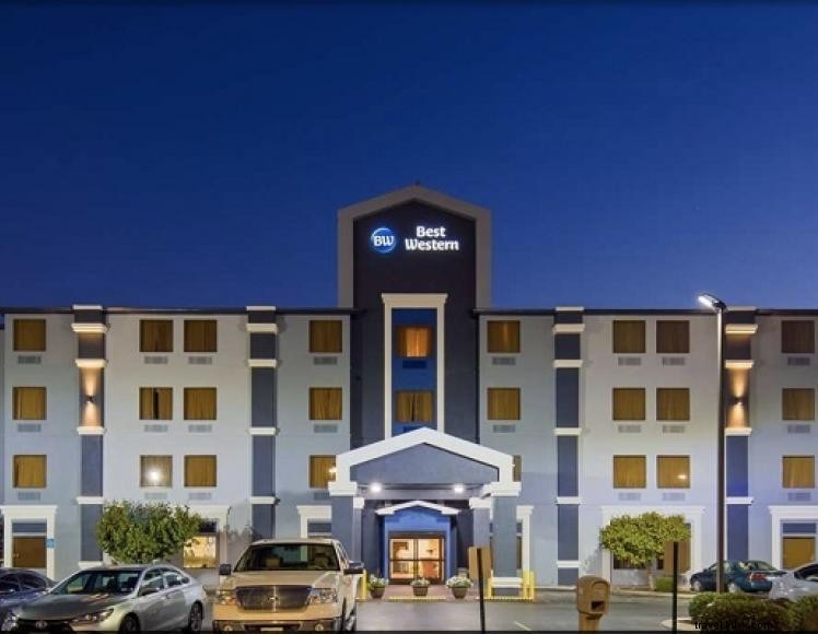 Best Western Mid-Town Inn &Suites 