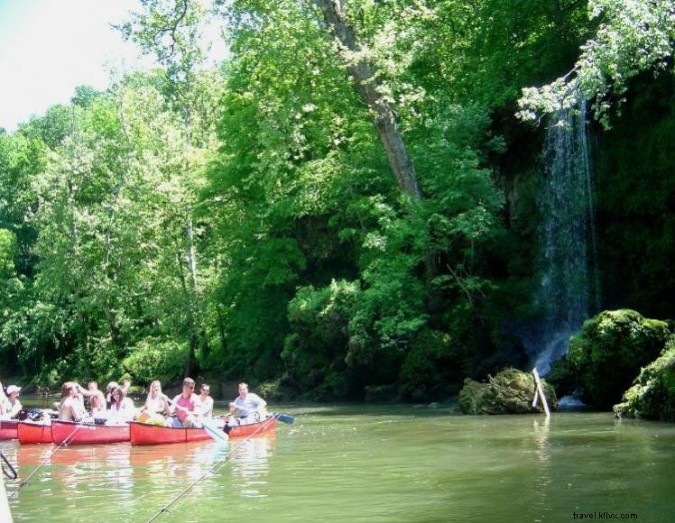 Alquiler de canoa y kayak en Big Buffalo Crossing 