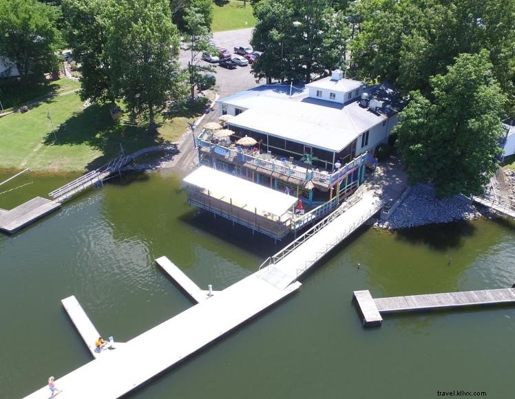 Buzzard Rock Resort &Marina 