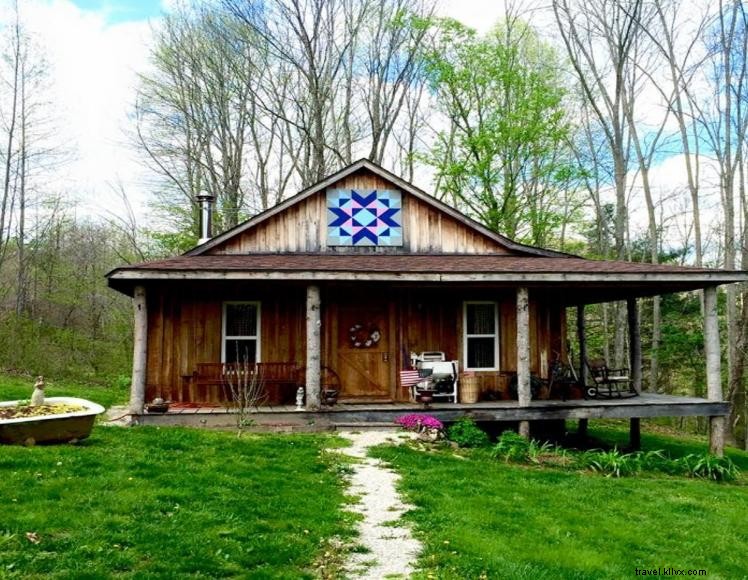 Cabaña en el bosque:un refugio simple 