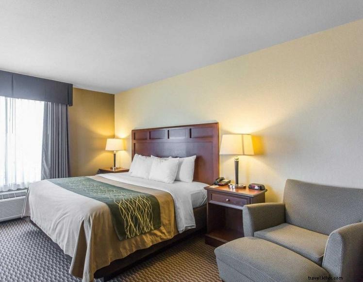 Comfort Inn &Suites (Madisonville) 