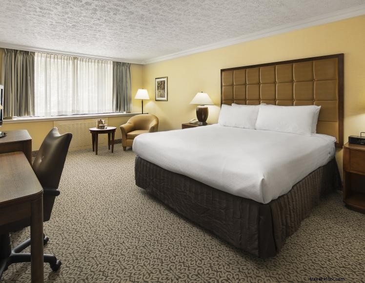 Hotel Crowne Plaza Louisville Airport 