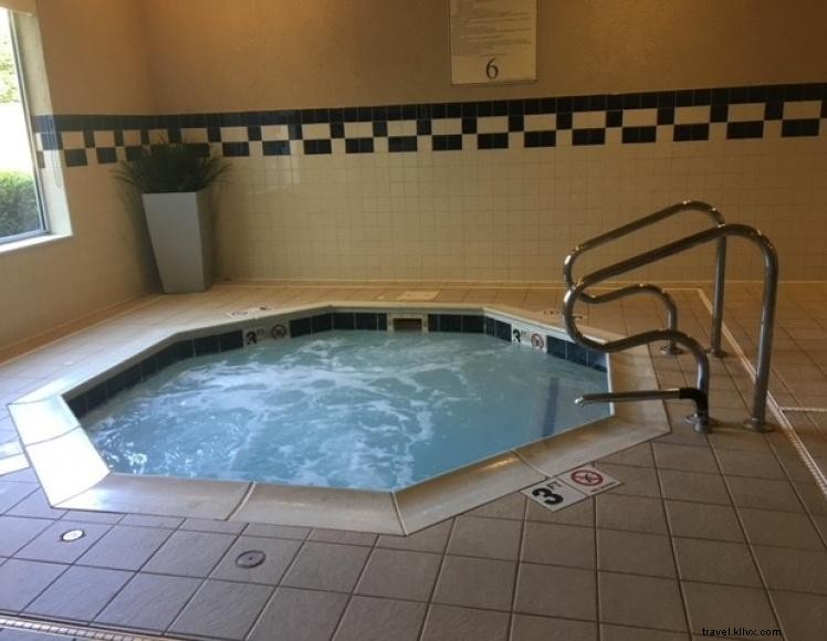 Fairfield Inn &Suites (Frankfort) 