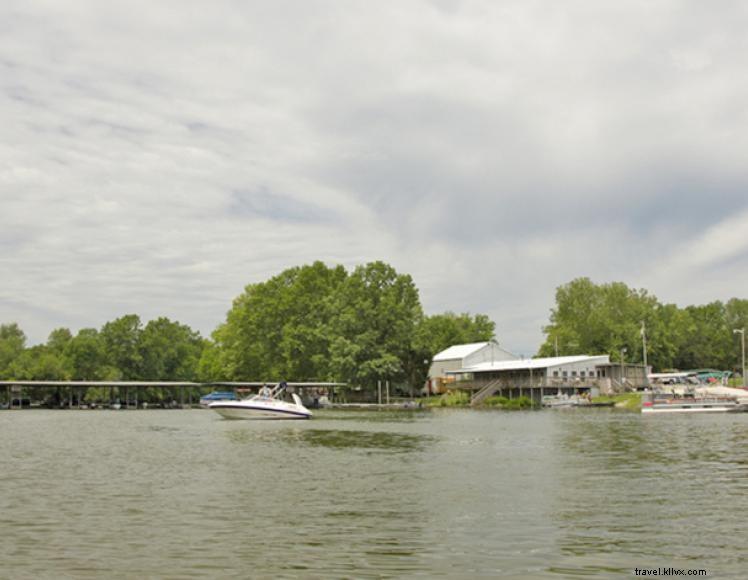 Campamento y puerto deportivo de Guist Creek 