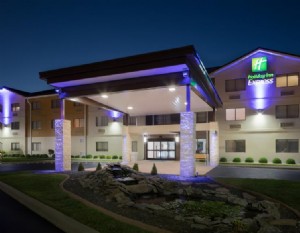 Holiday Inn Express &Suites Louisville Noreste 