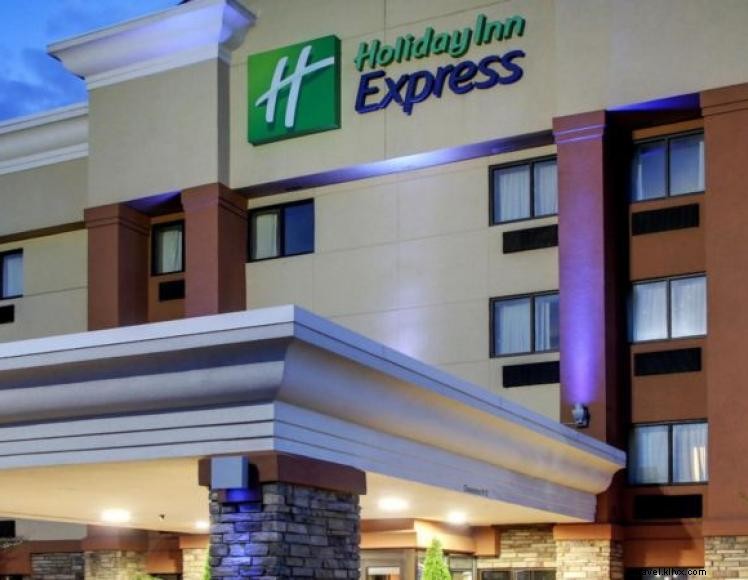 Holiday Inn Express（オークグローブ） 