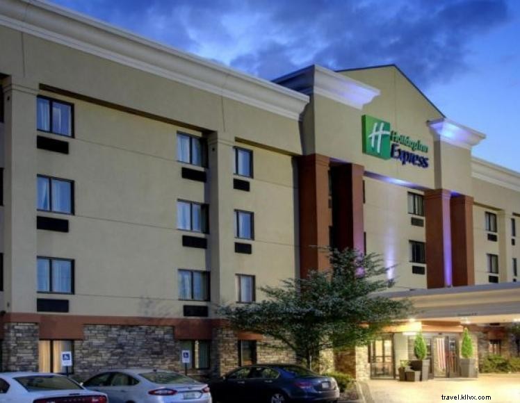 Holiday Inn Express (Oak Grove) 