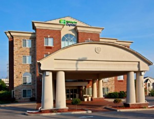 Holiday Inn Express Hotel &Suites 