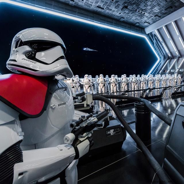 A força é forte com Star Wars:Galaxy’s Edge no Disney’s Hollywood Studios® em Orlando 