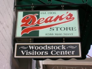 Centre des visiteurs de Woodstock au magasin Deans 