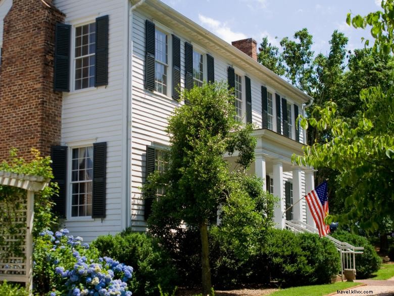 Church-Waddel-Brumby House / Athens Welcome Center (ca. 1820) 